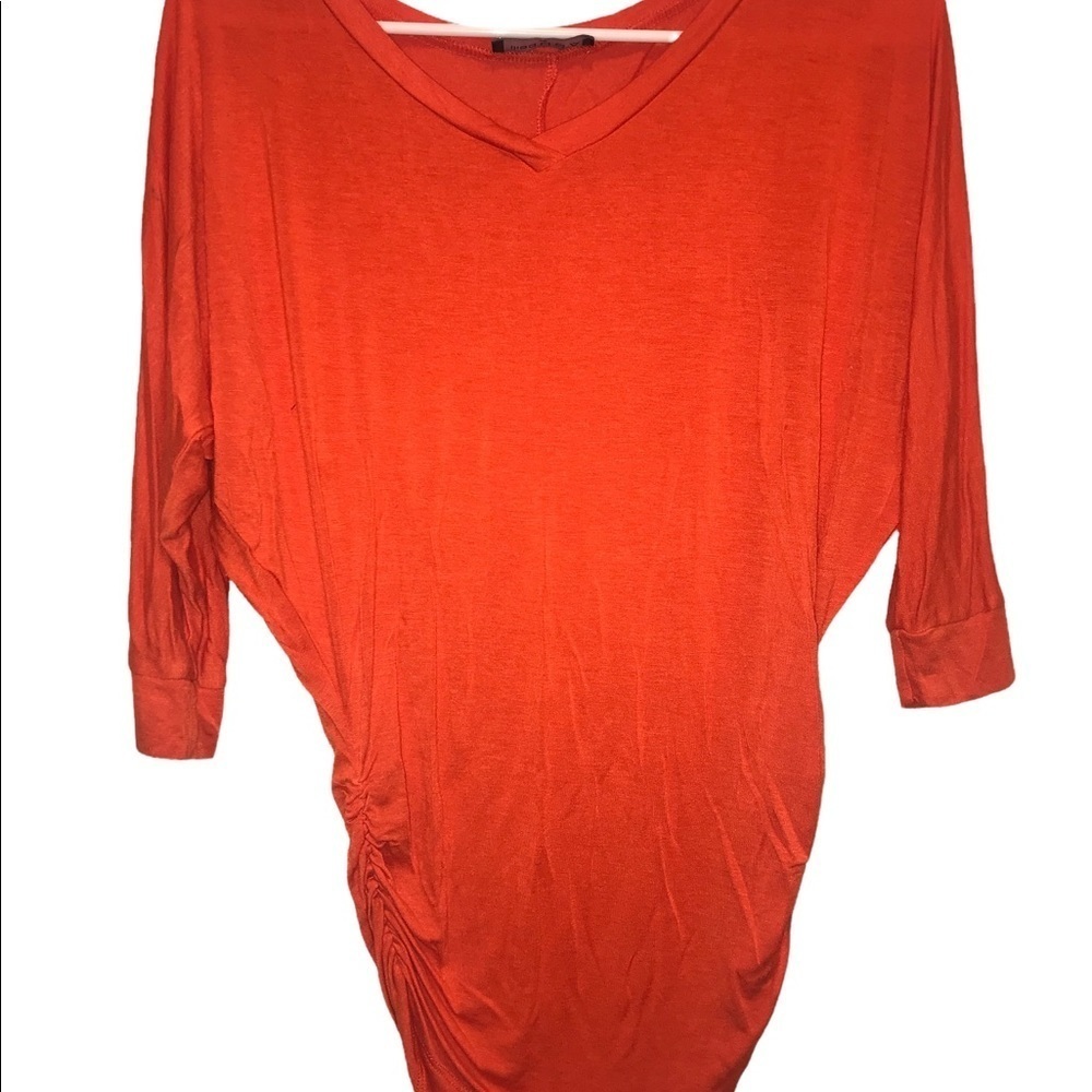 𝅺NWOT Women’s iliad USA shirt